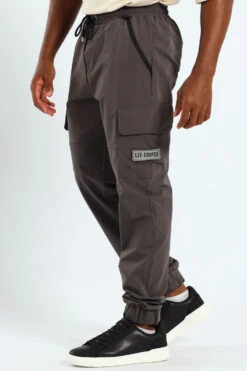 Lee Cooper Asher Nylon Jogger - Charcoal(Asher Nylon Jogger Charcoal 38258701) 10 Lee Cooper Asher Nylon Jogger - Charcoal(Asher Nylon Jogger Charcoal 38258701) -Lee Outlet EDG150420250141