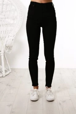 Lee High Licks Crop Jean Primo Black