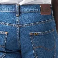 Lee Brooklyn Regular Straight Leg Denim - Stonewash(Brooklyn Denim Stonewash 41412102) -Lee Outlet L812 STONEWASH 89a63f44 fc96 4fff 8a3e f0fdd252e8f2