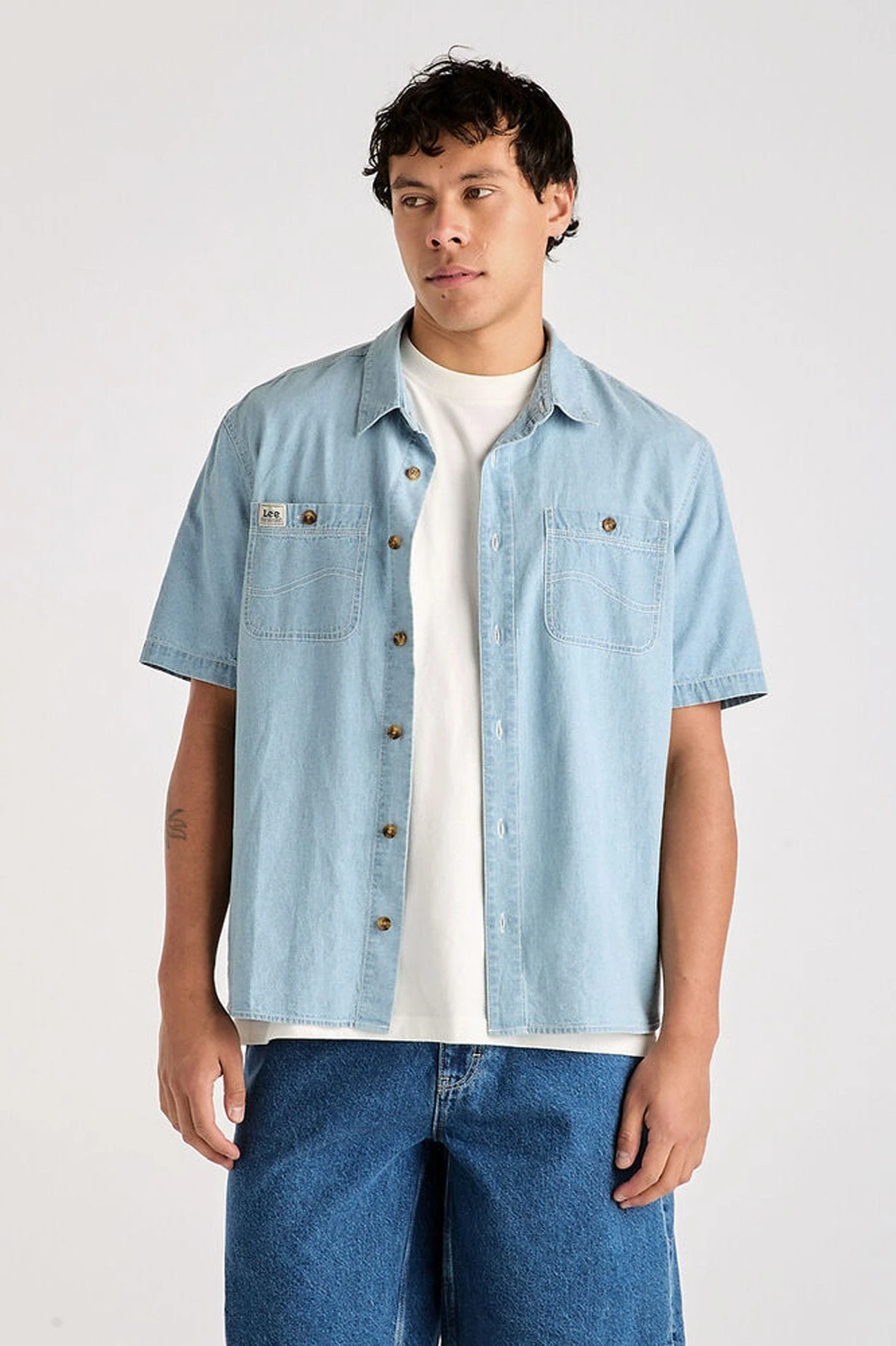 Lee Workers Short Sleeve Shirt Washed Chambray 3 Lee Workers Short Sleeve Shirt Washed Chambray
