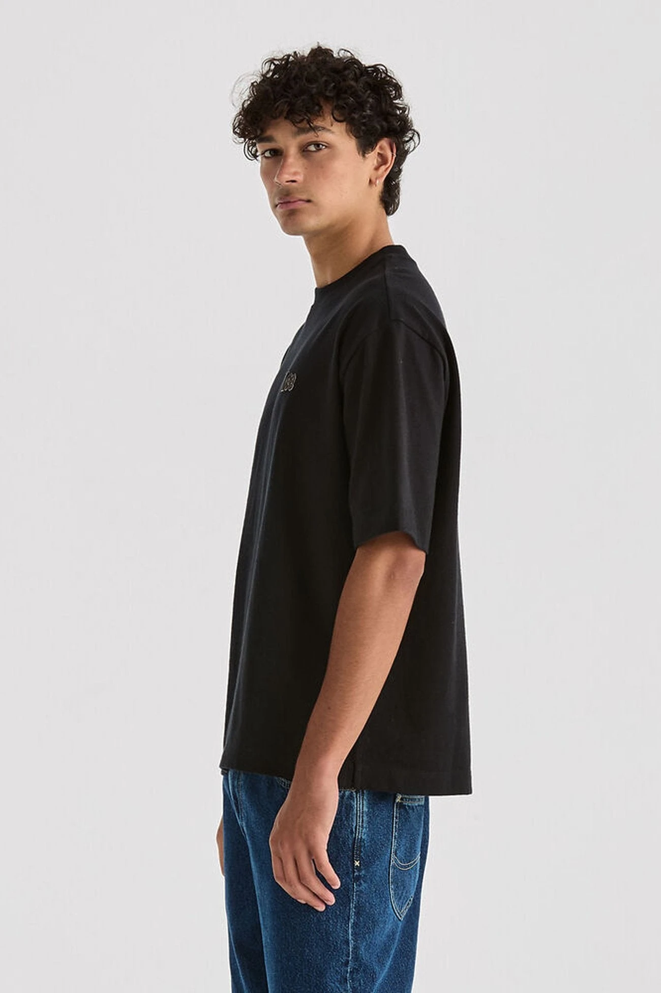 Lee Twitch Box Cutter Tee Black 5 Lee Twitch Box Cutter Tee Black - Image 3